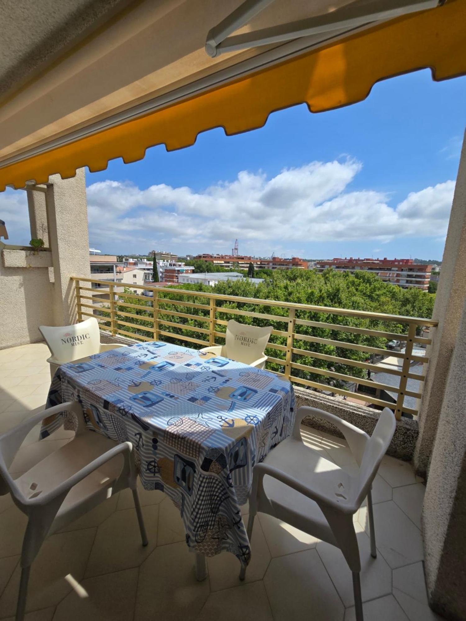 סאלו Apartments Novelty מראה חיצוני תמונה